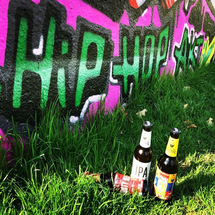 HIP HOP HOORAY... HEY... HO... wer von euch muss jetzt noch gerade an einen ganz bestimmten Song denken? 